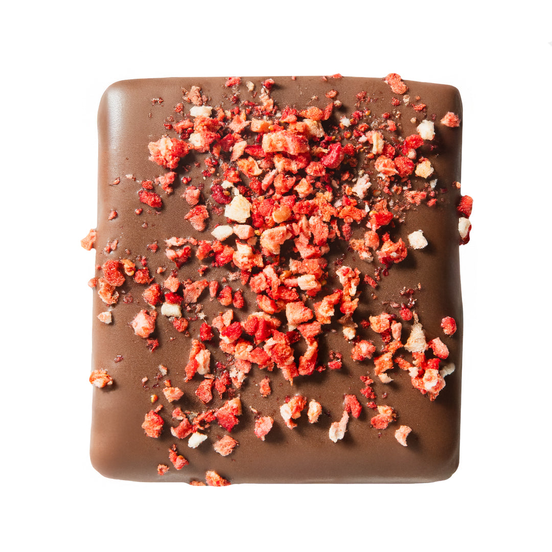 Dubai Strawberry Crunchy 110g